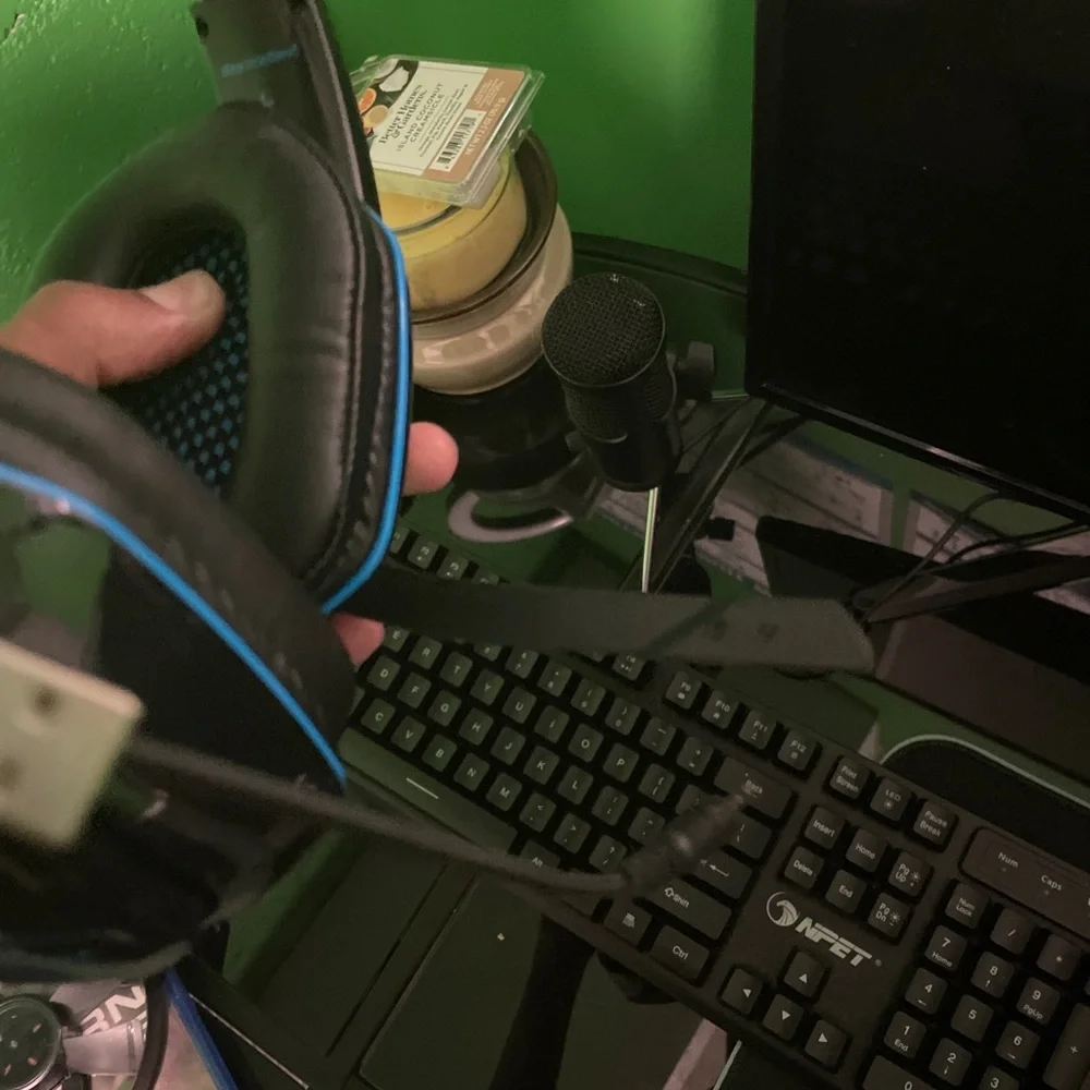 Gaming headphones